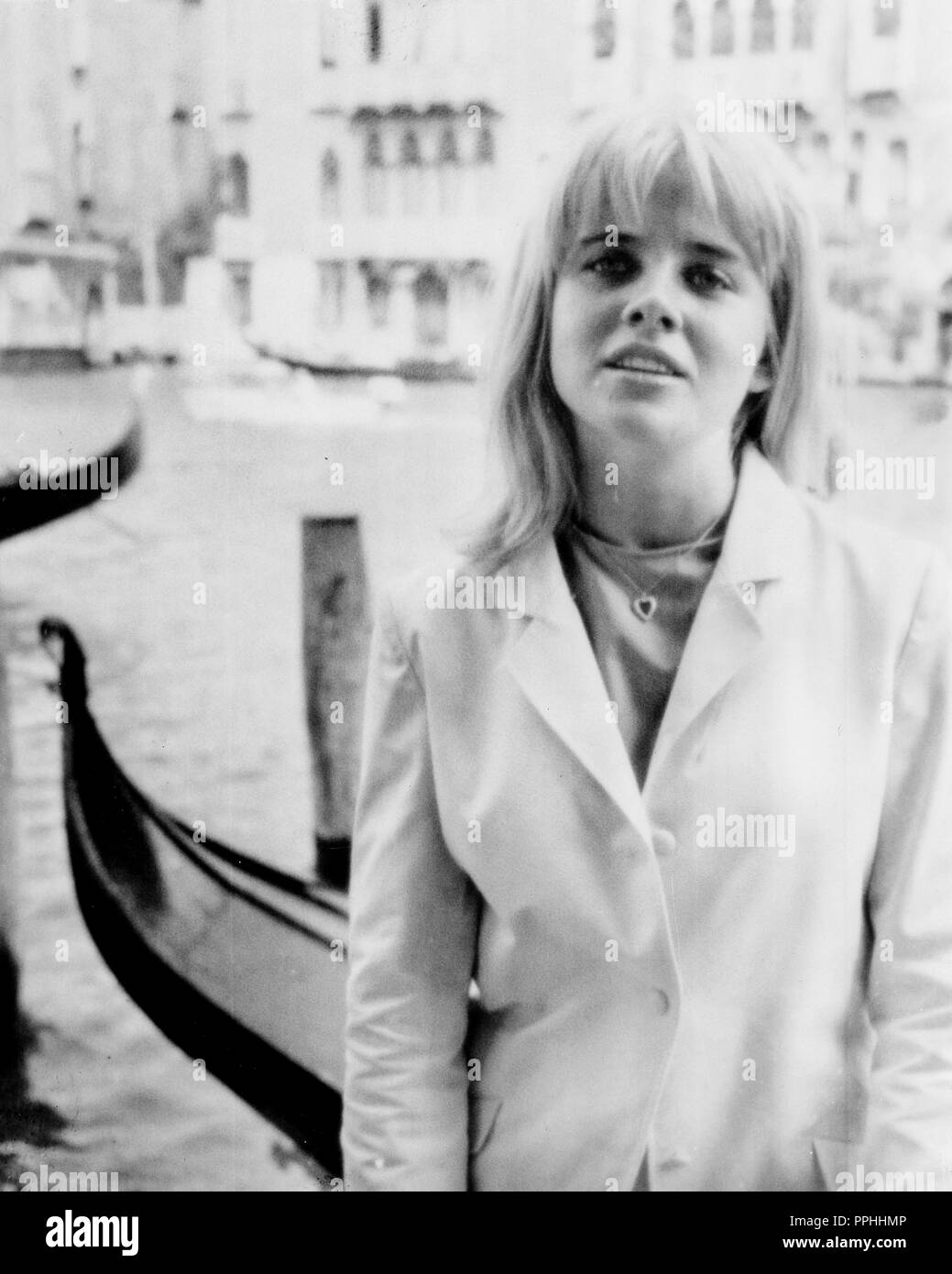Sue Lyon Venezia 60s Stock Photo Alamy