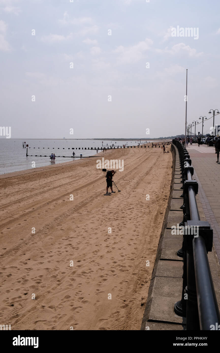 Male Metal Detecting Stock Photos & Male Metal Detecting Stock Images