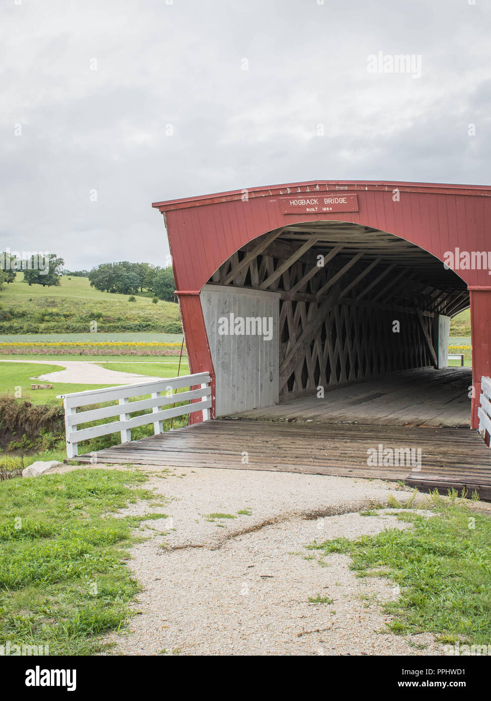 The Iconic Hogback Covered Bridge, Winterset, Madison County, Iowa, USA Stock Photo Alamy