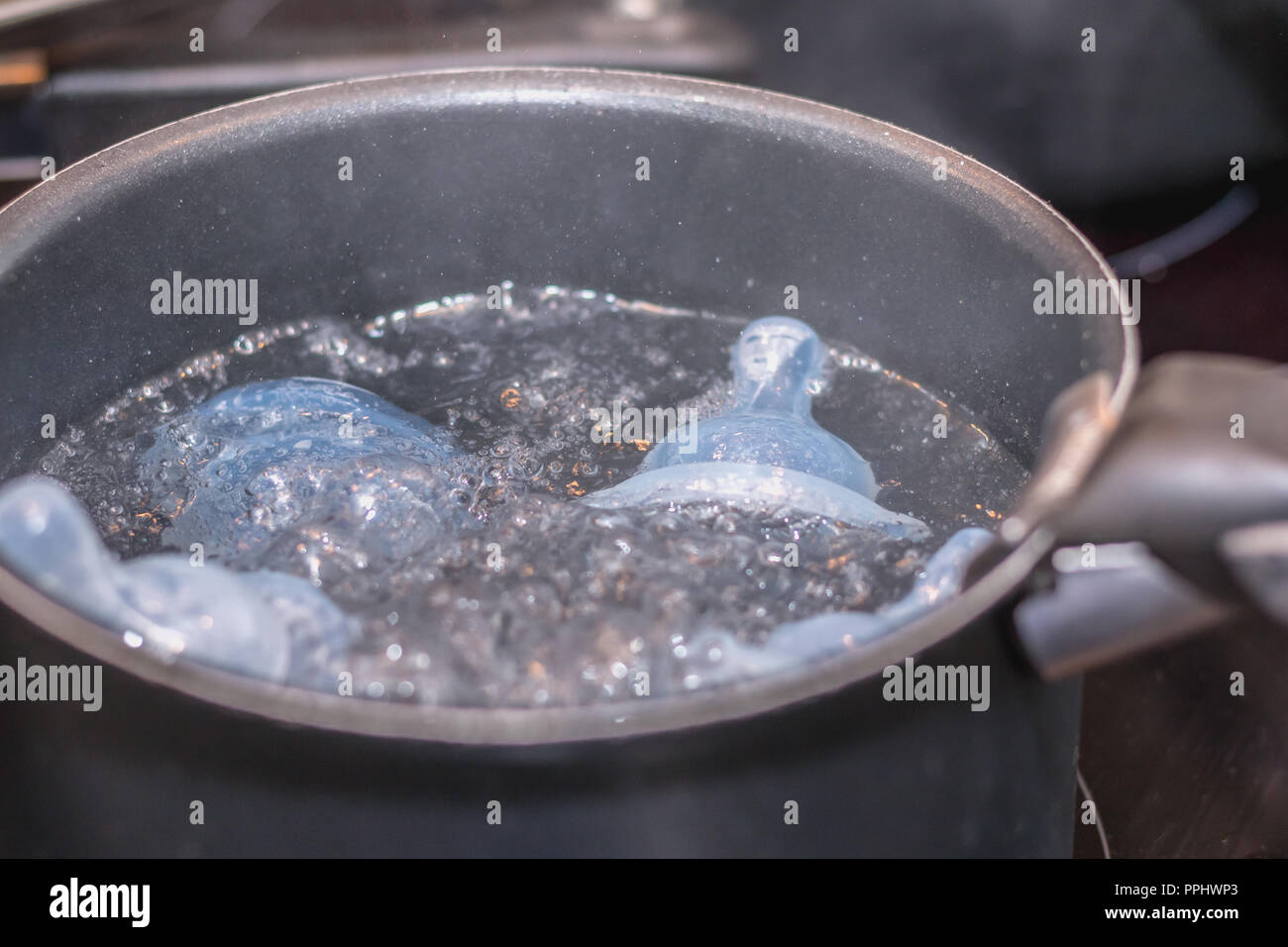 Sterilizing pacifiers in boiling water sales