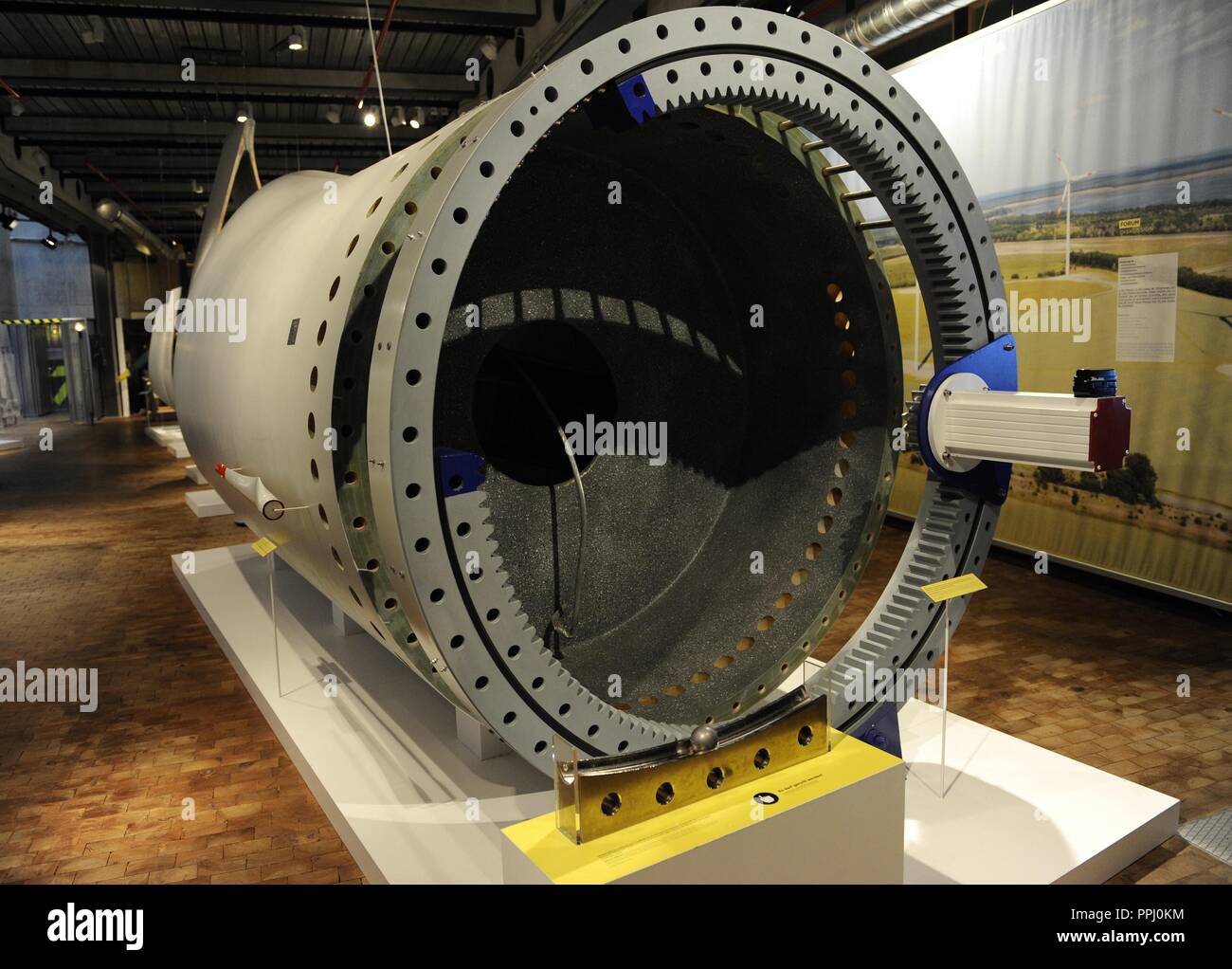 Wind power. Modular system for bearings in wind turbine gears