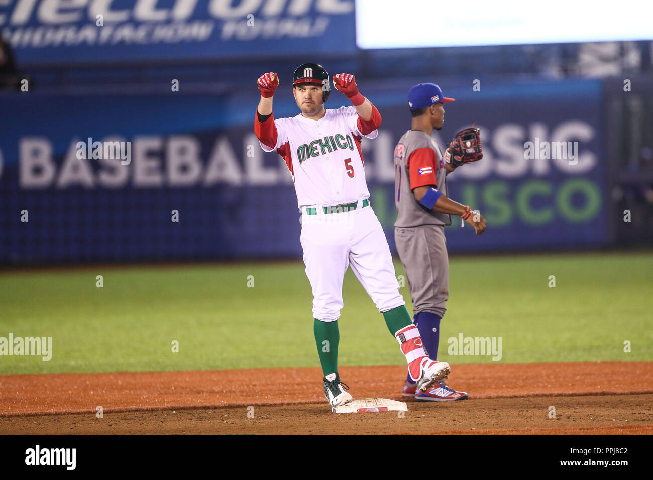 Brandon Laird de Mexico, durante el partido entre Mexico vs Puerto Rico