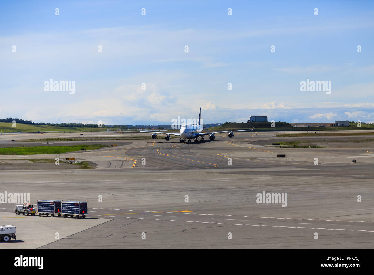 Airplanes at Alaska's Anchorage Airport Stock Photo Alamy