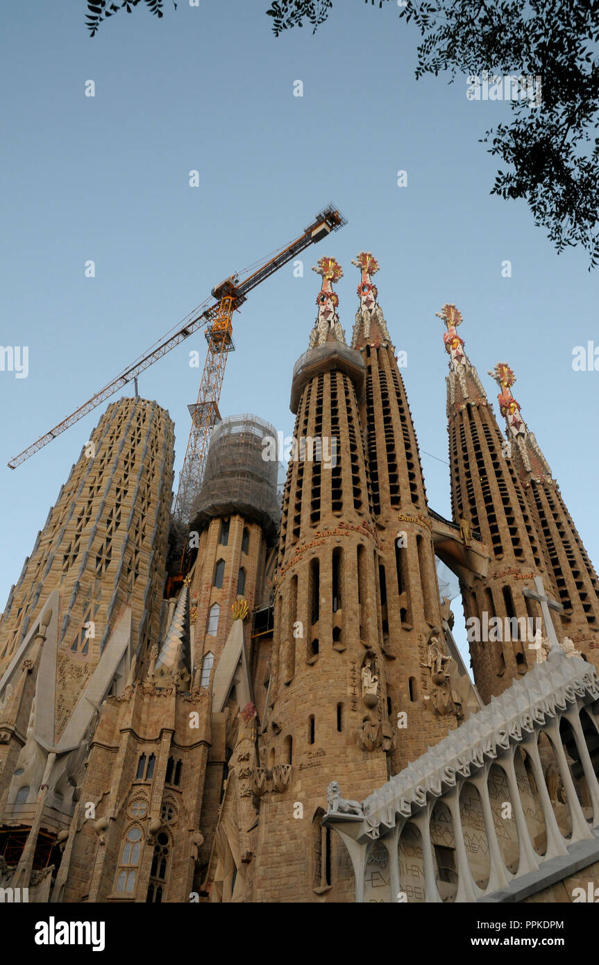 Building Under Construction Barcelona Hi res Stock Photography And Building Under Construction Barcelona Hi res Stock Photography And