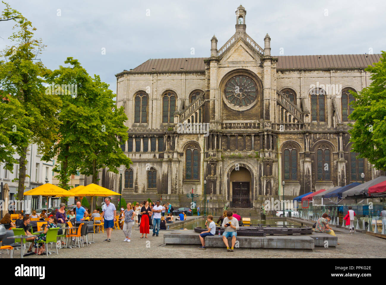 Eglise Sainte-Catherine, Marche aux Poissons, Quai aux Briques, Quai au Bois a Bruler, Brussels, Belgium Stock Photo