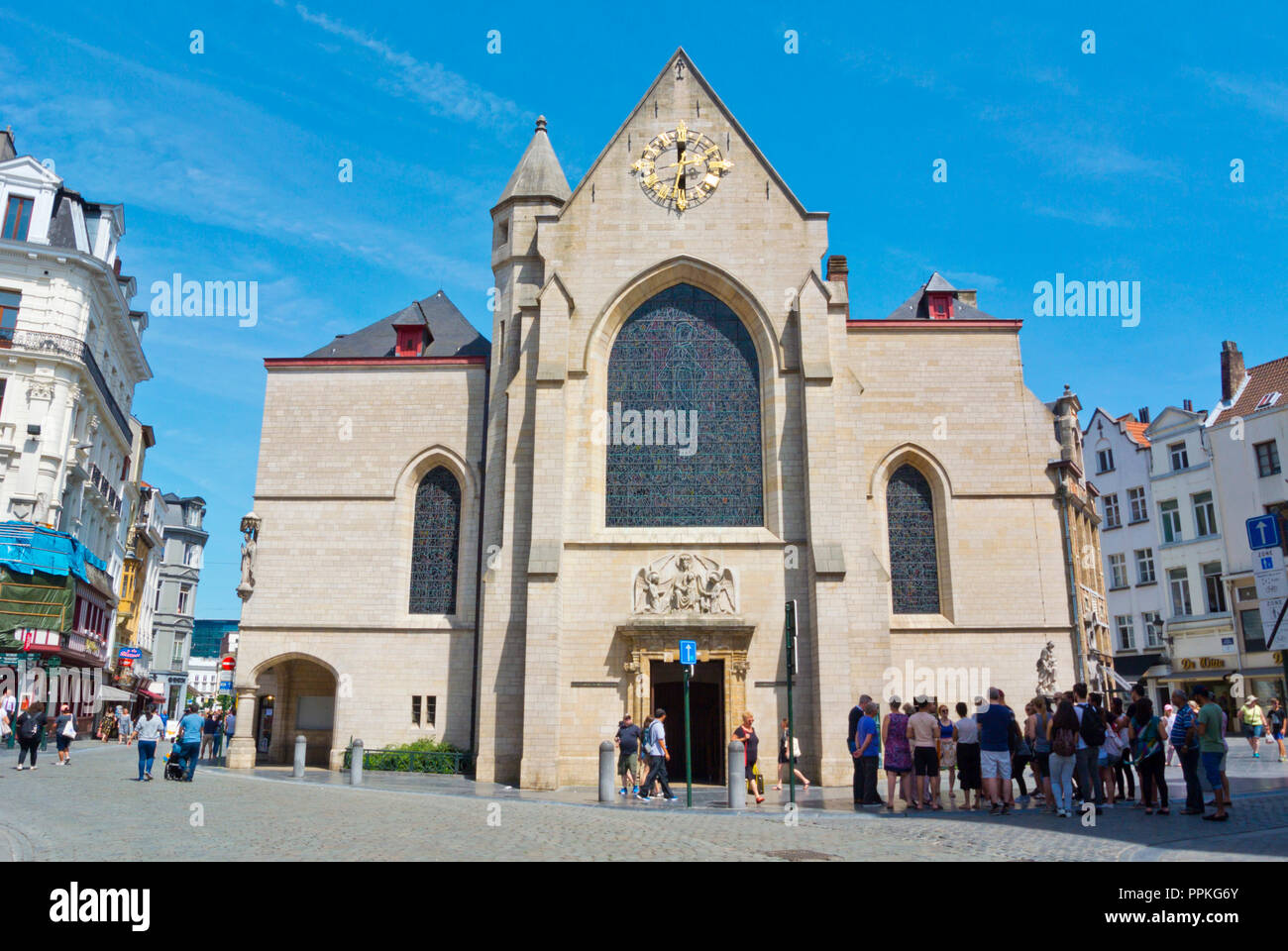 Eglise st nicolas hi-res stock photography and images - Alamy