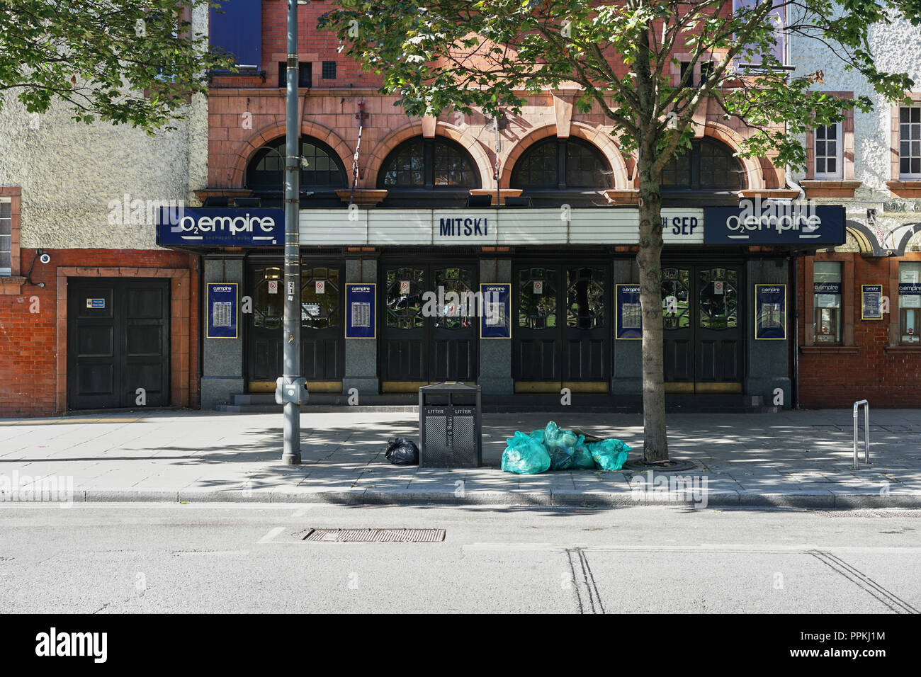 Shepherds bush empire london hires stock photography and images Alamy