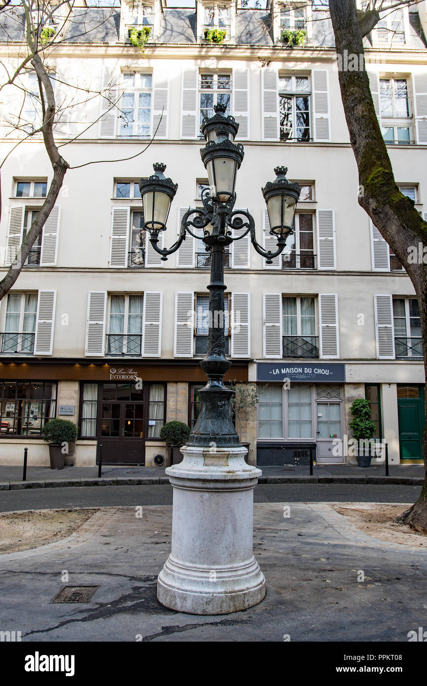 Ornamental street lamp hi-res stock photography and images - Alamy