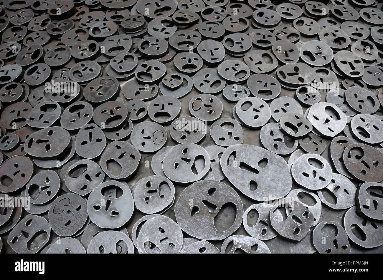 Metal faces berlin jewish museum hires stock photography and images