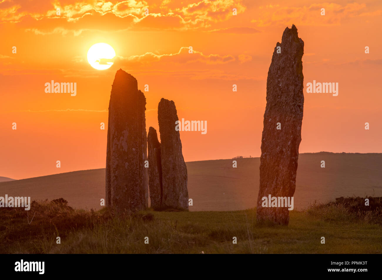 sunset-am-ring-of-brodgar-stock-photo-alamy