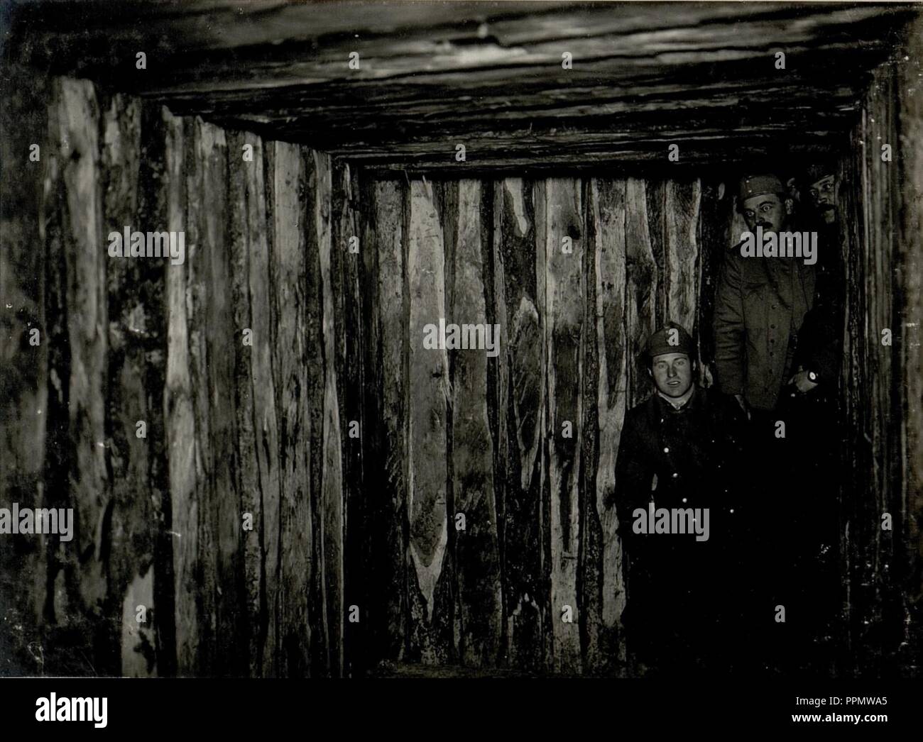 Unter Der Erde High Resolution Stock Photography and Images - Alamy