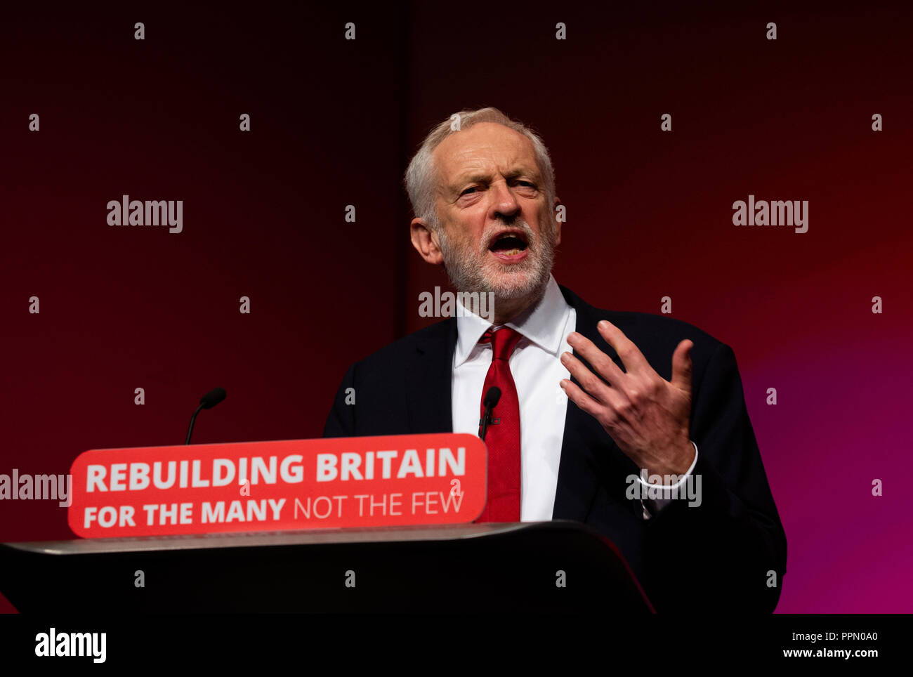 Liverpool, UK. 26th Sep 2018. Labour Leader, Jeremy Corbyn, delivers his keynote speech to delegates at the Labour Party Conference in Liverpool. Credit: Mark Thomas/Alamy Live News Stock Photo
