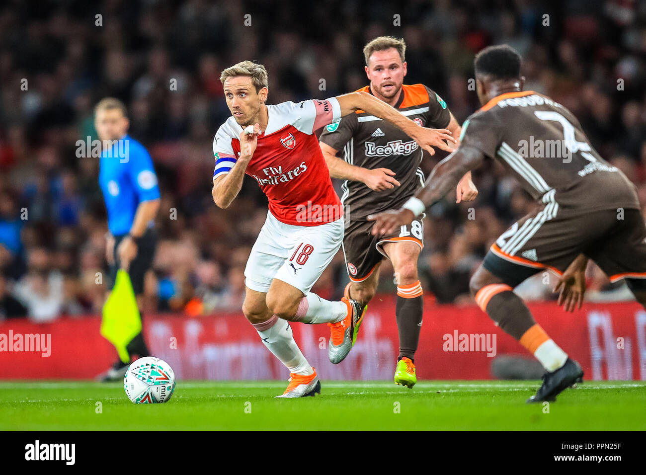 London, UK. 26th September, 2018. Carabao EFL Cup, Third round, Arsenal v Brentford ;  Nacho Monreal (18) of Arsenal on the ball.  Credit:  Georgie Kerr/News Images  English Football League images are subject to DataCo Licence Credit: News Images /Alamy Live News Stock Photo