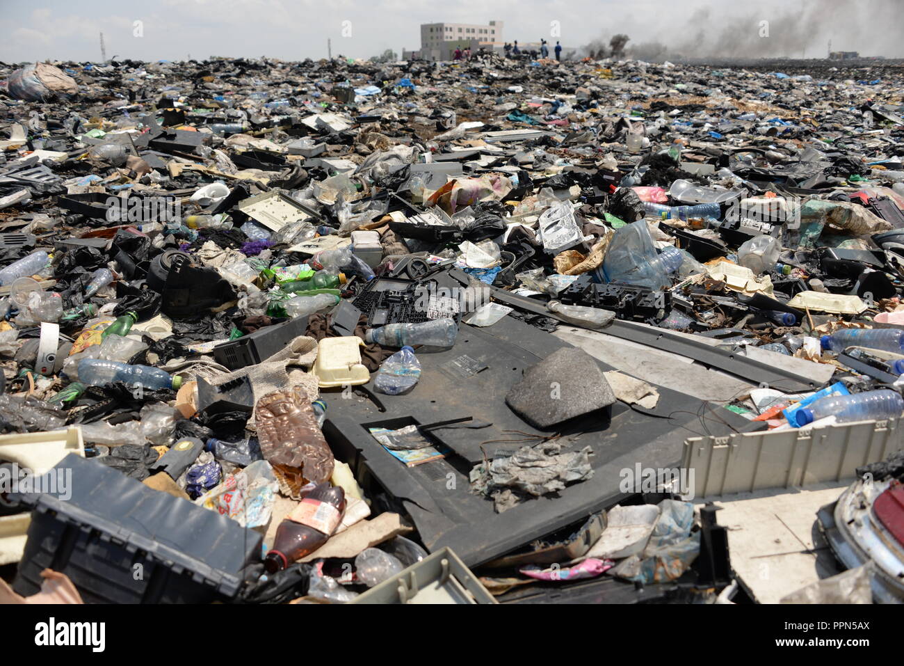 Accra, Ghana. 12th June, 2018. In the open space behind the scrap yard