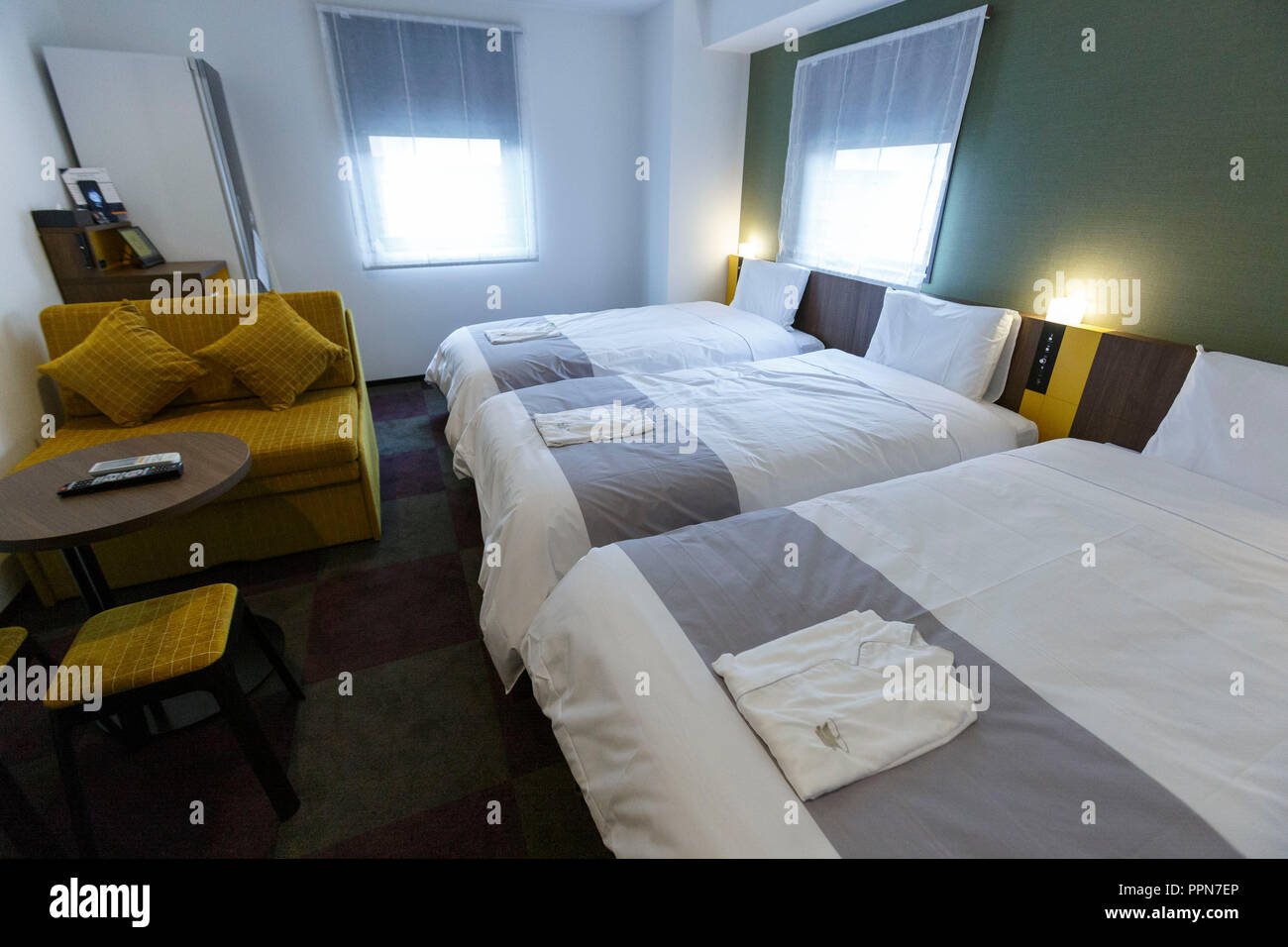 Tokyo, Japan. 27th Sep 2018. A view of a guest room at Henn-na Hotel Haneda on September 27, 2018, Tokyo, Japan. The new branch of Henn-na Hotel, which translates literally as ''weird hotel, '' is located near Otorii Station, six minutes from Haneda International Airport. Robot staff at the hotel are programmed to attend to guests in English, Chinese, Korean and Japanese. Credit: Aflo Co. Ltd./Alamy Live News Stock Photo