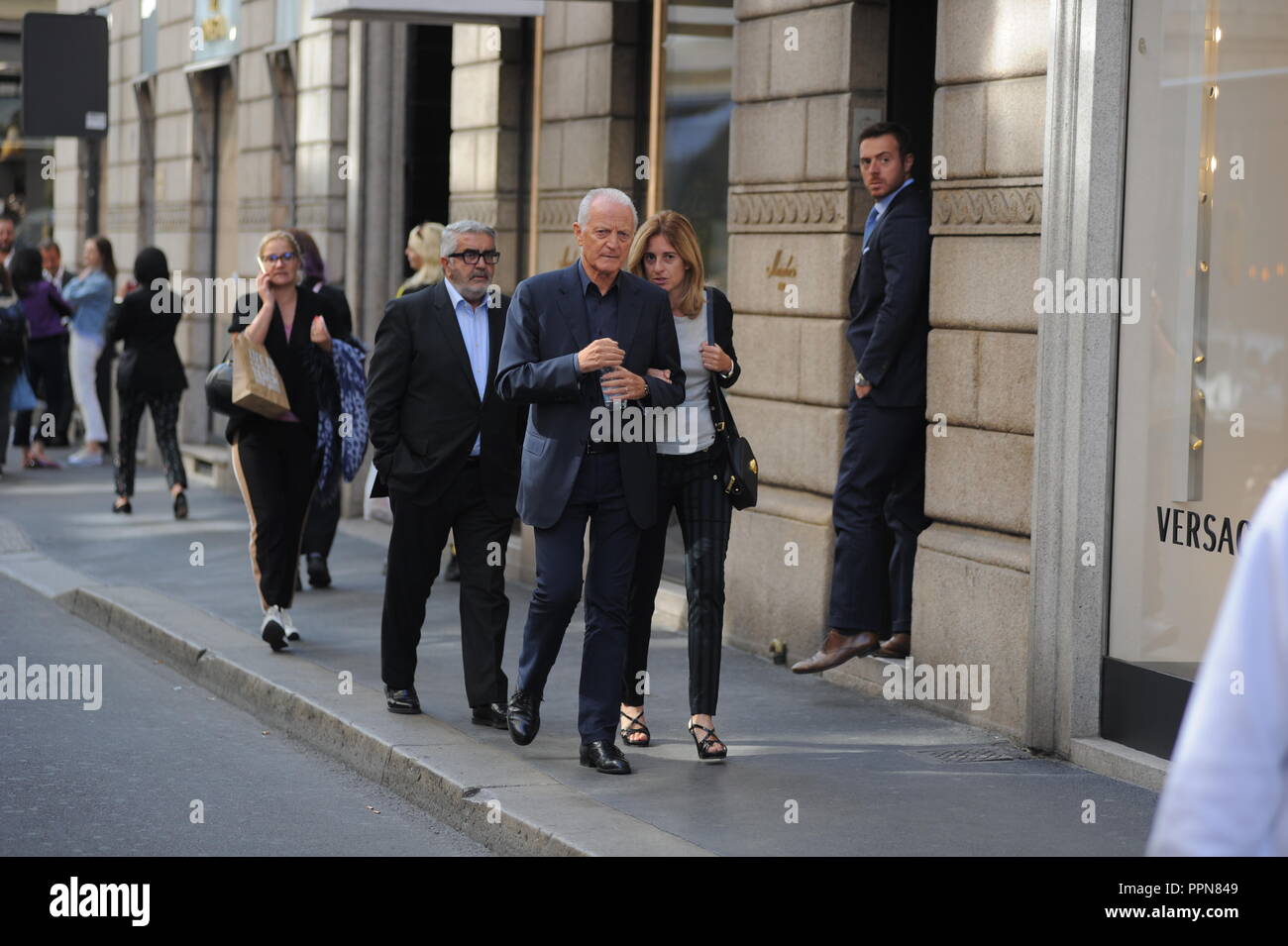 * NO WEB* Milan, Santo Versace goes to greet the employees of Via