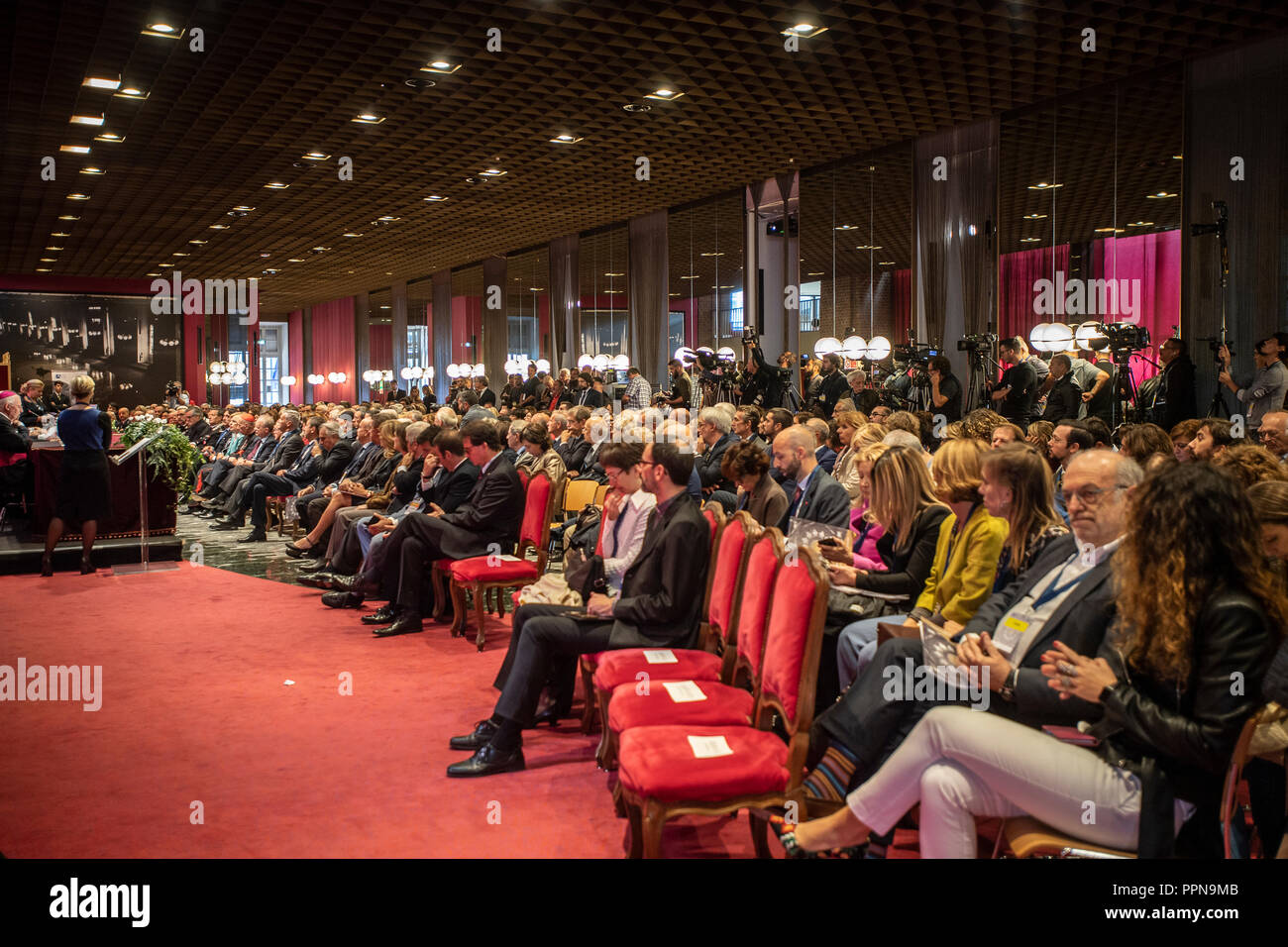 Italy Piedmont Turin 27th September 2018 - The MIBAC returns to the public the chapel of the Shroud of Guarino Guarini - Royal Theater Foyer del Toro -Press day - authority Credit: Realy Easy Star/Alamy Live News Stock Photo