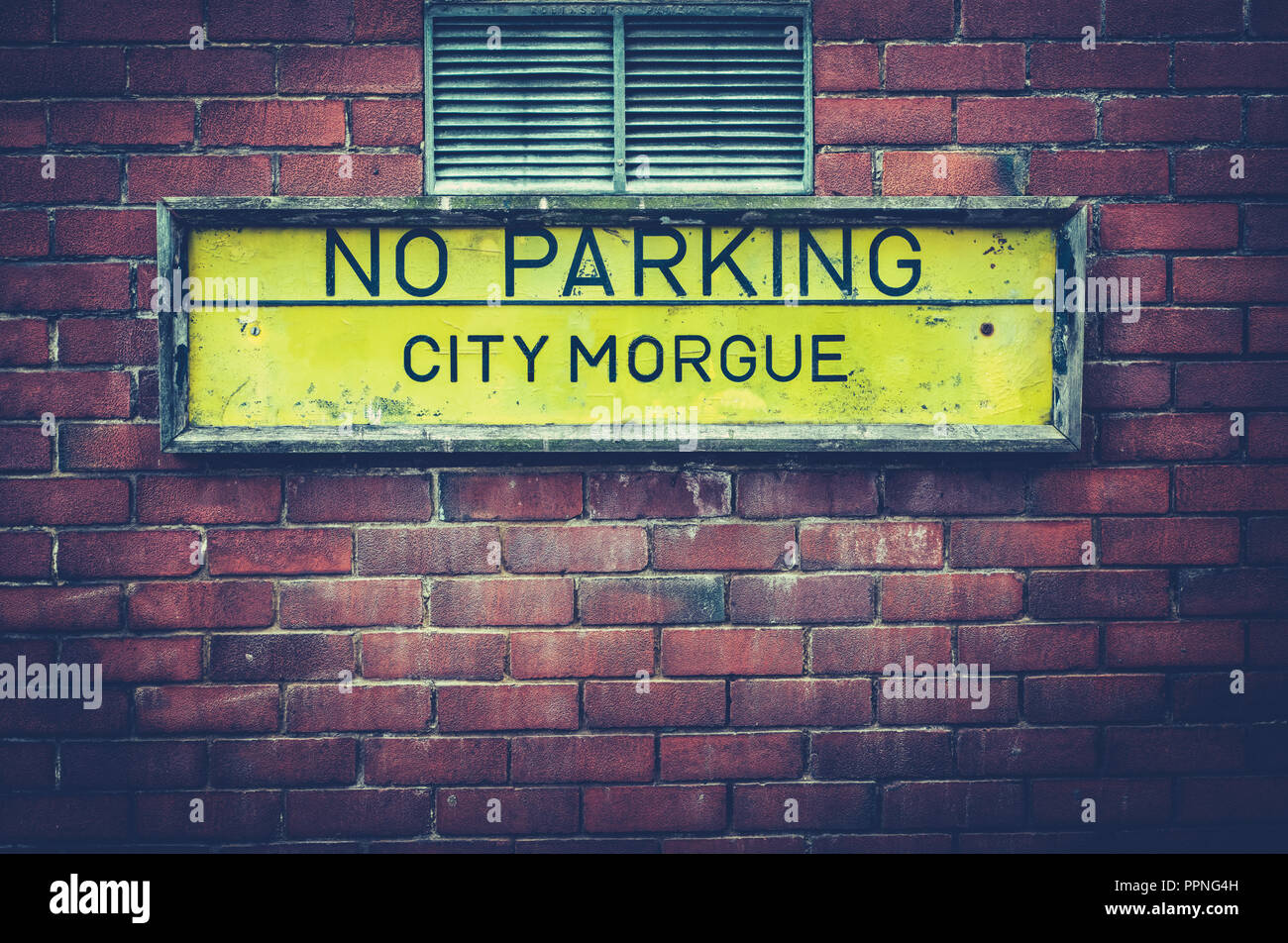 A No Parking Sign Outside A City Morgue In A US City Stock Photo
