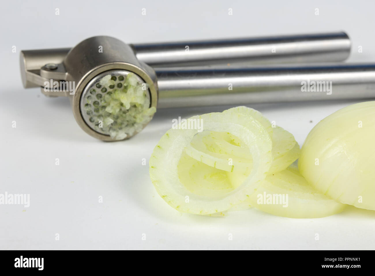 Press To Squeeze the Onion Juice on the Kitchen Table. Healthy C Stock  Photo - Image of cuisine, taste: 127248808