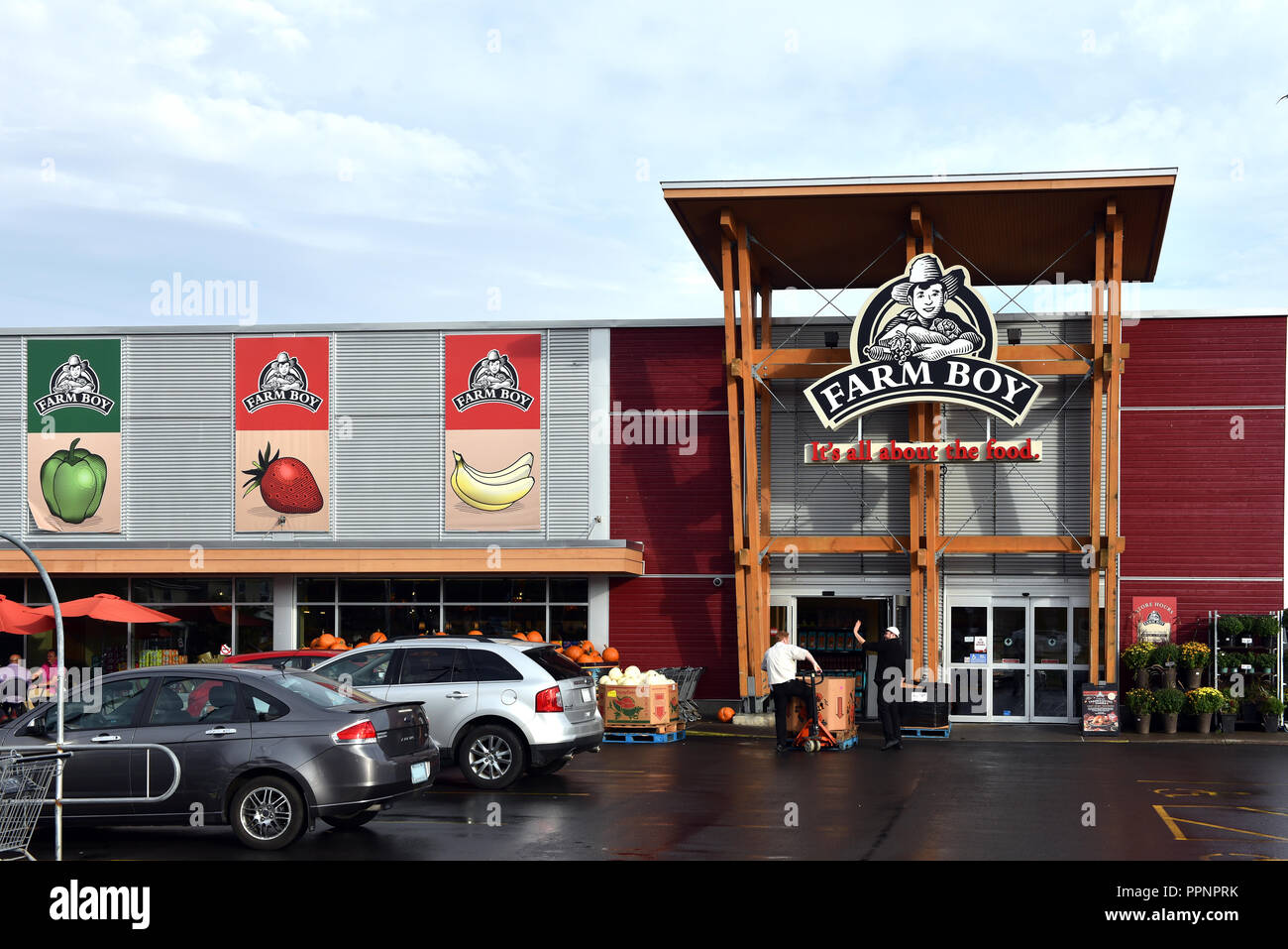 Ottawa, ON, Canada September 26, 2018 Farm Boy grocery store on