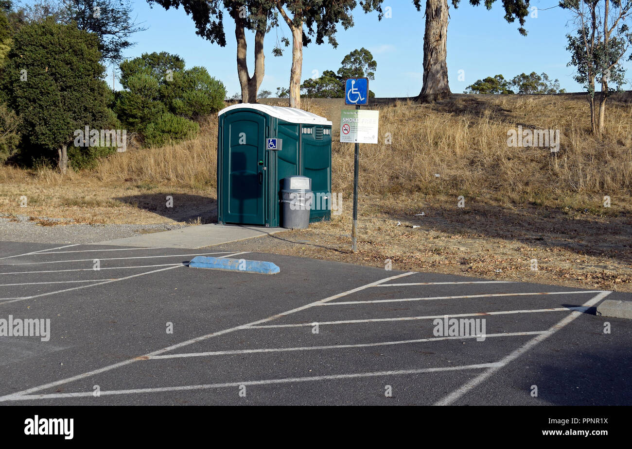 Alameda Creek Trail stables staging area parking lot and porta potty