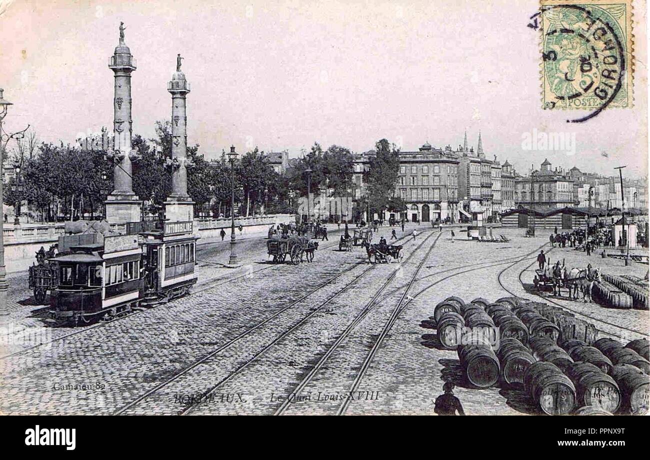 Bordeaux - Quai Louis XVIII 6 Stock Photo - Alamy