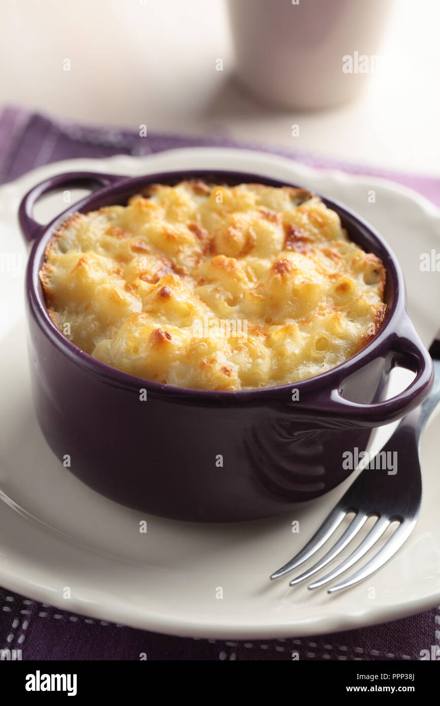 Macaroni and cheese in a pot Stock Photo