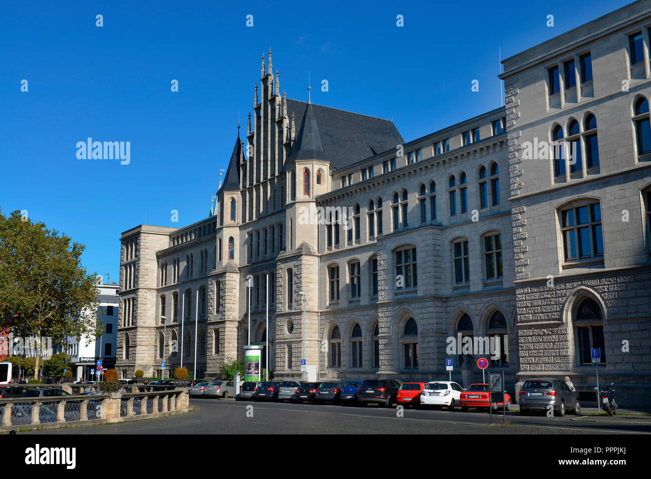 Haus der Bezirksregierung, Ruhfaeutchenplatz, Braunschweig, Niedersachsen, Deutschland Stock Photo