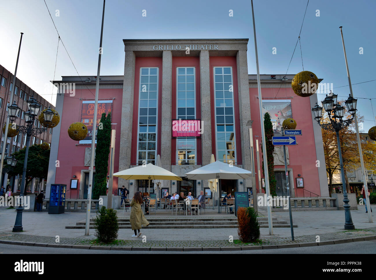 Grillo-Theater, Theaterplatz, Essen, Nordrhein-Westfalen, Deutschland Stock Photo
