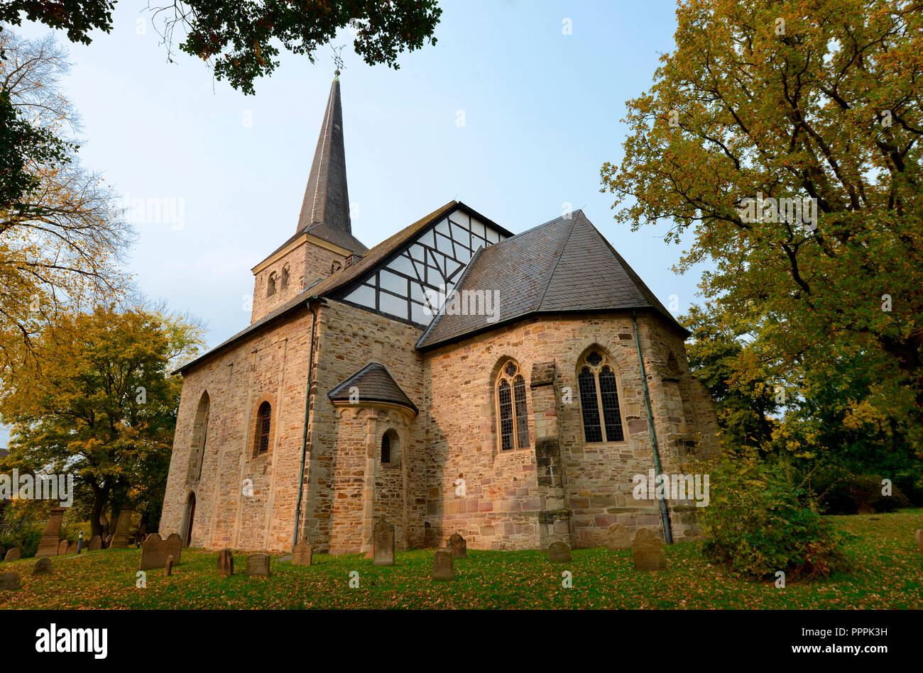 Dorfkirche Stiepel, Brockhauser Strasse, Stiepel, Bochum, Nordrhein-Westfalen, Deutschland Stock Photo