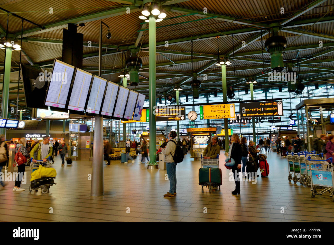 Haupthalle, Flughafen Schiphol, Amsterdam, Niederlande Stock Photo