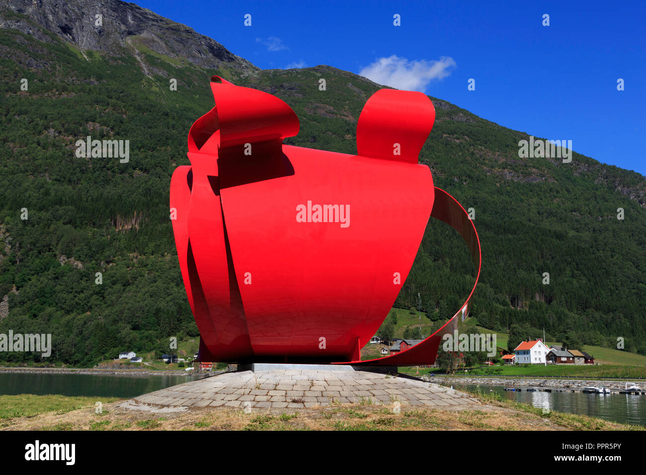 'Jonsok' Sculpture Beach, Skjolden Village, Sognefjord, Sogn og Fjordane County, Norway Stock Photo