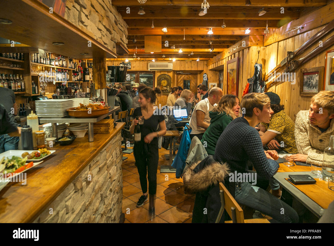 Le Gros Minet restaurant. Saint Lary Soulan. Hautes Pyrenees. France Stock  Photo - Alamy