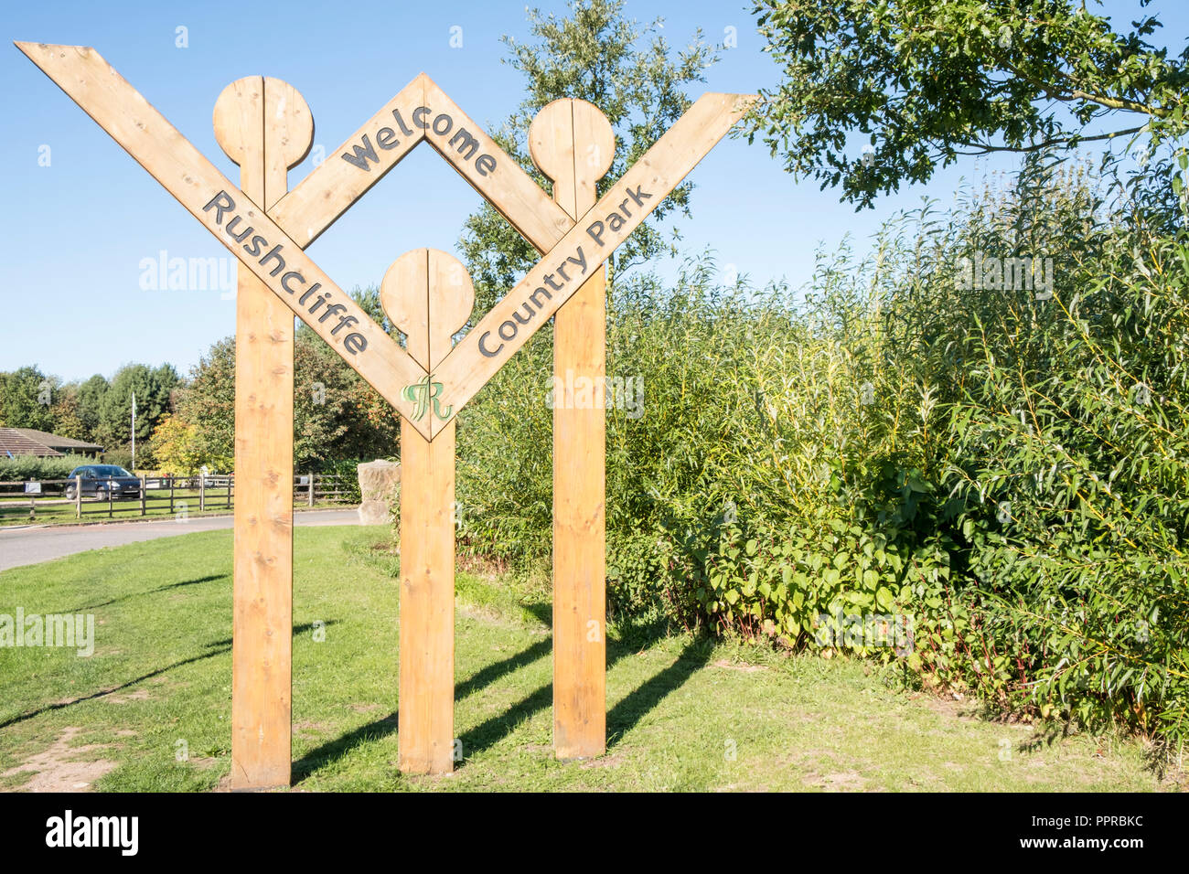 Welcome sign at the entrance to Rushcliffe Country Park, Ruddington, Nottinghamshire, England, UK Stock Photo