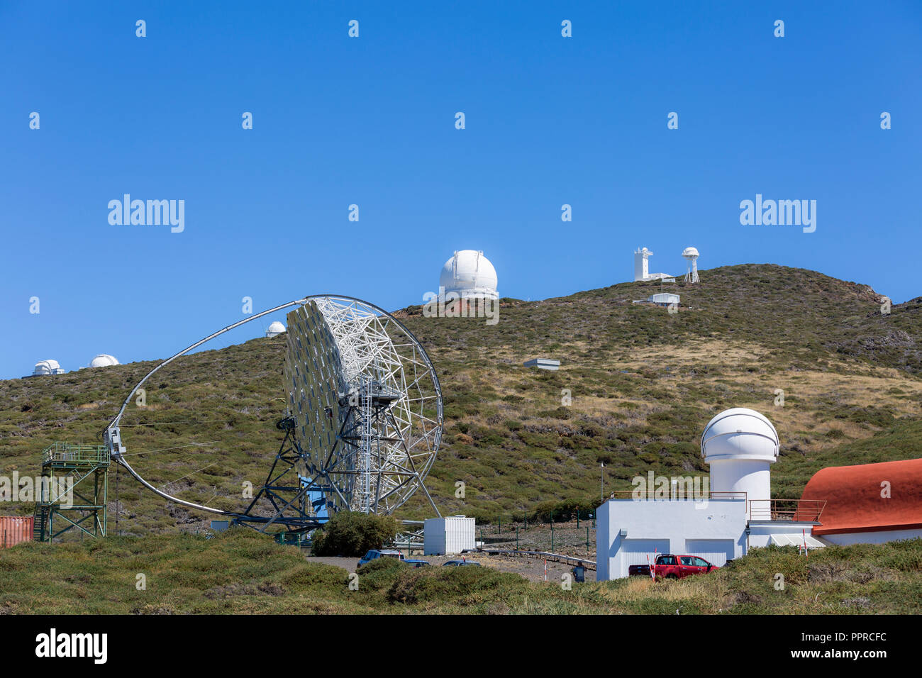 Florien Goebel MAGIC Telescope, Major Atmospheric Gamma ray imaging, mirrored dish on the Roque de Los Muchachos astrophysics center, La Palma, Canary Stock Photo