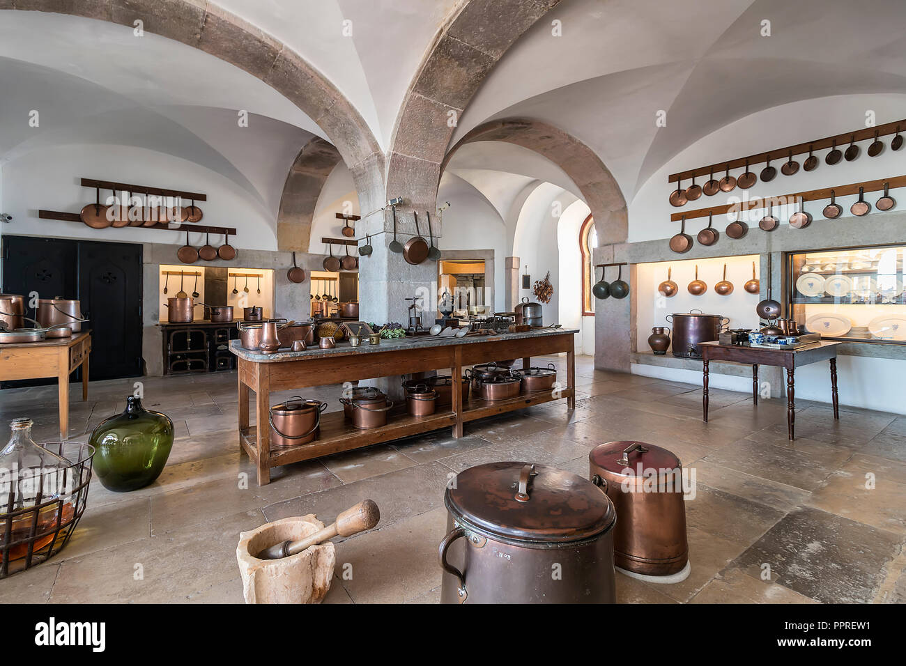 Classic old fashioned kitchen interior Stock Photo - Alamy