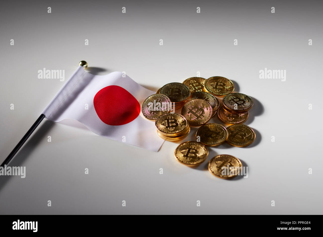Japan bitcoin hi-res stock photography and images - Page 3 - Alamy