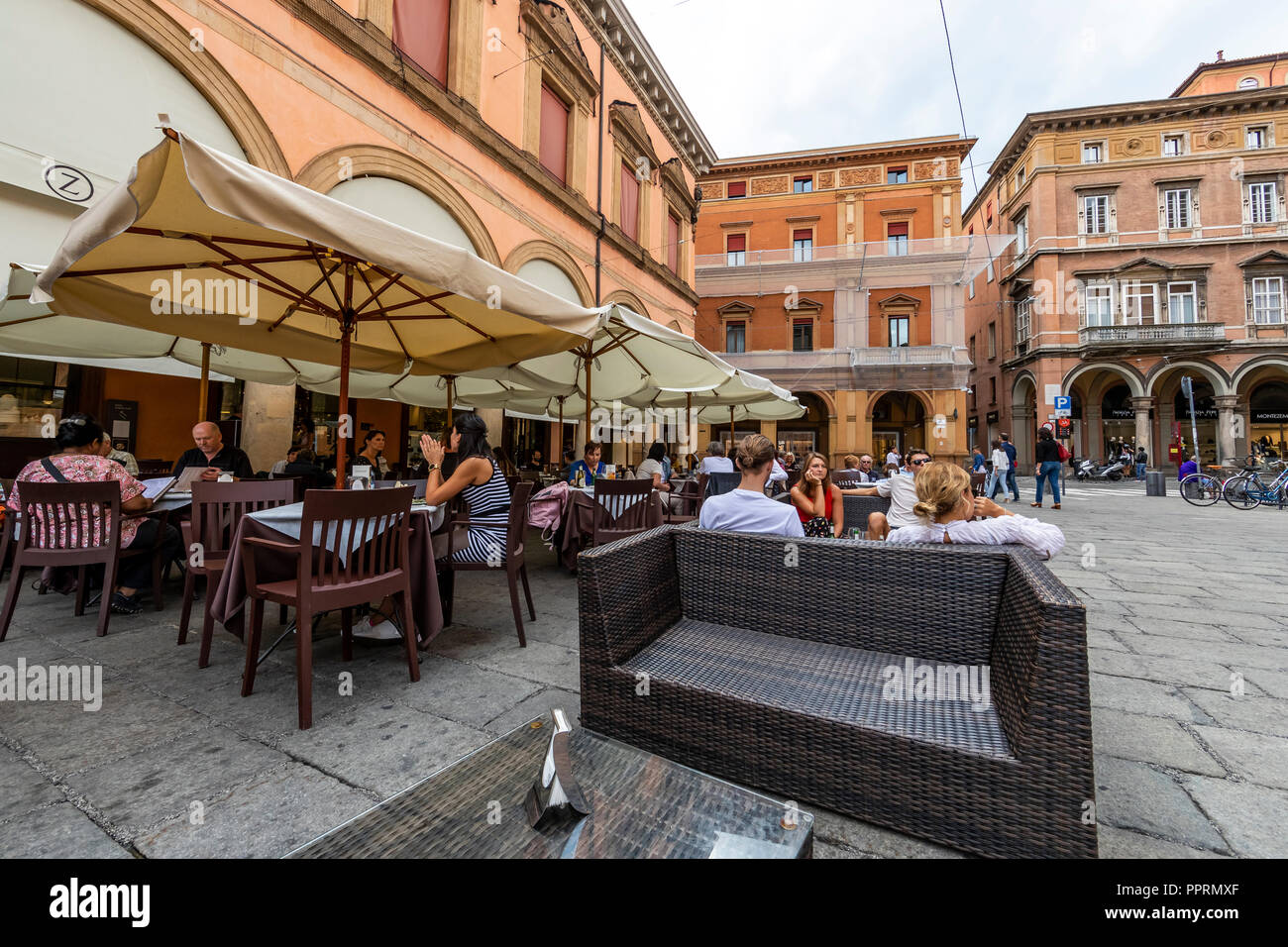 Caffè Zanarini in Piazza Galvani, Bologna, Italy. Stock Photo