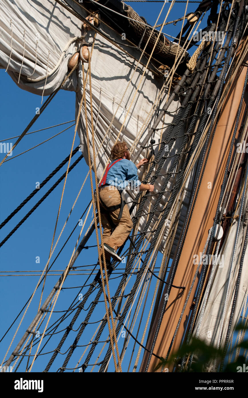 Rigging crew hires stock photography and images Alamy