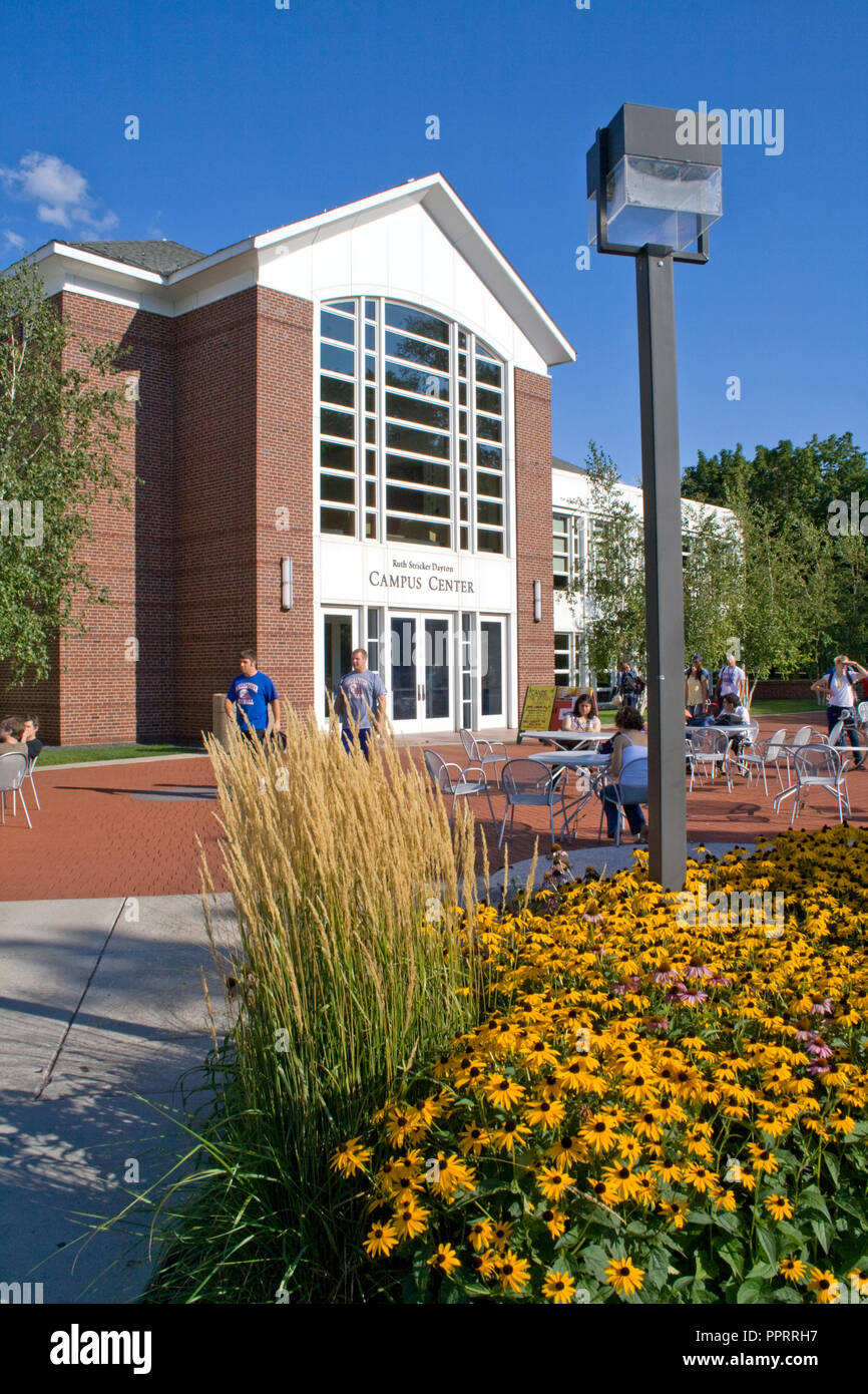 2019 year looks- Campus: on Looks Andy Macalester College 2019 year for girls- Campus: on Looks Andy Macalester College