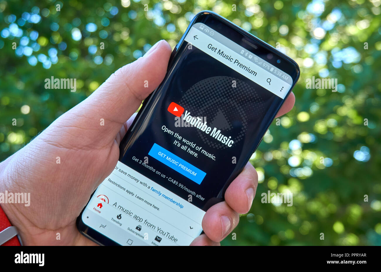 Youtube music logo hi-res stock photography and images - Alamy