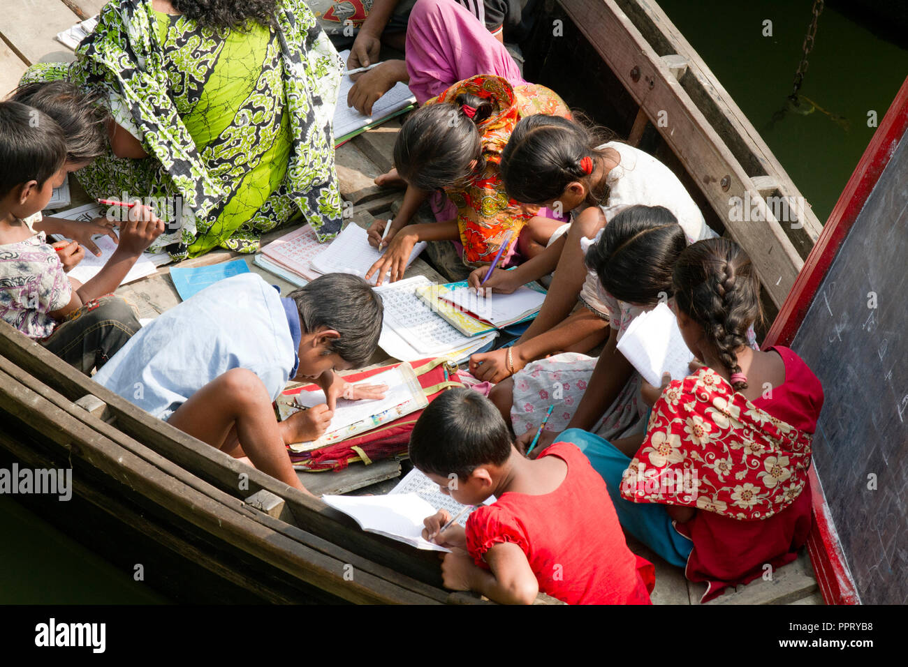 A floating school for gypsy children at Sahapur. Sonargaon, Narayanganj, Bangladesh. Stock Photo