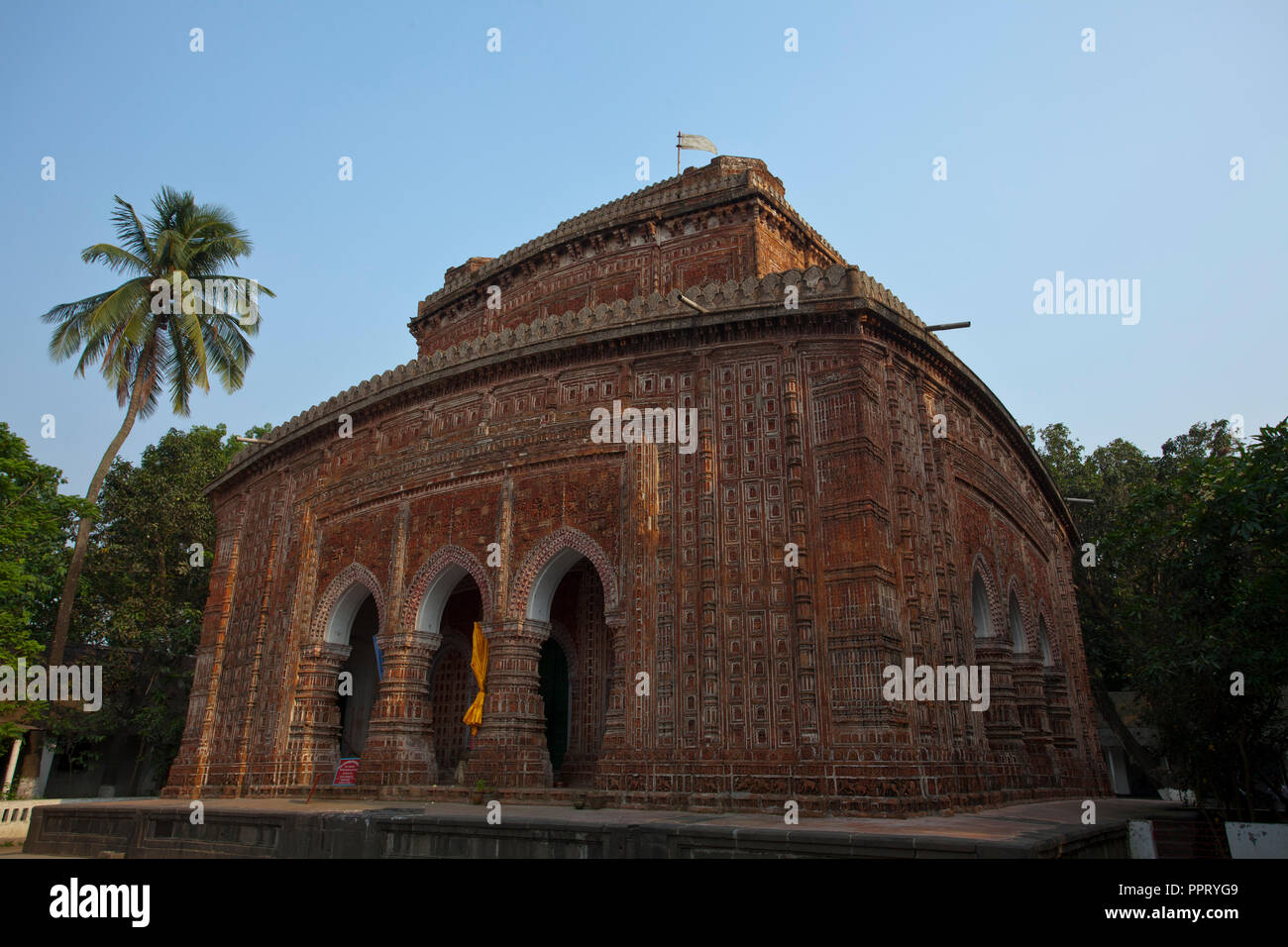 Kantanagar Temple an eighteenth century brick temple, situated in the peaceful island hamlet of Kantanagar (Kantanagar), about 12 miles north of Dinaj Stock Photo