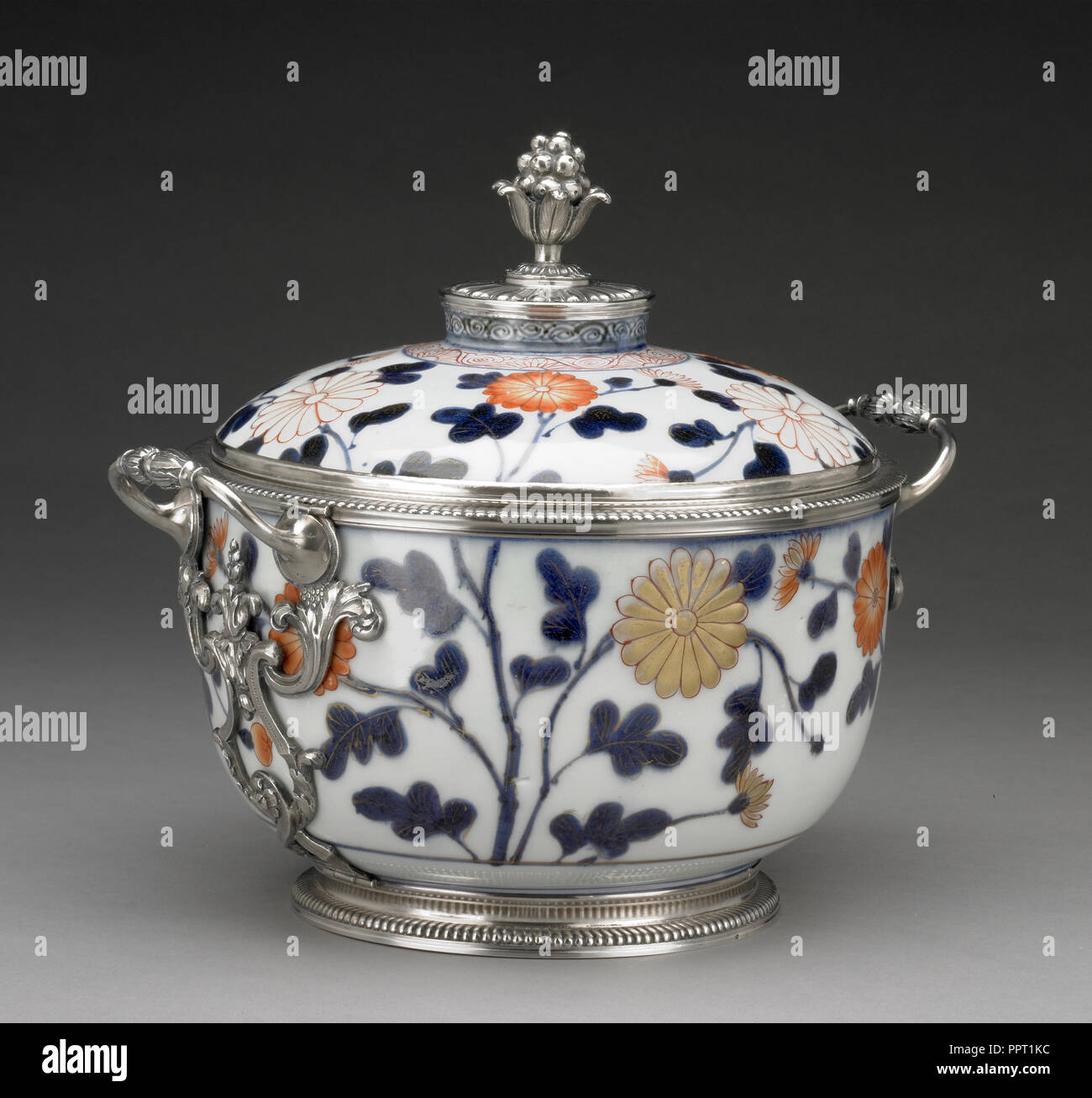 Lidded Bowl; Imari, Japan; porcelain about 1680; mounts about 1717 - 1727; Hard-paste porcelain; colored enamel decoration Stock Photo