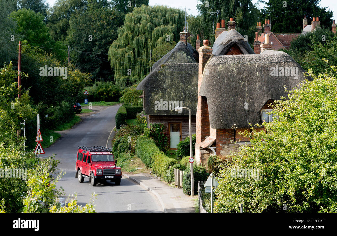 Clifton Hampden village, Oxfordshire, England, UK Stock Photo Alamy