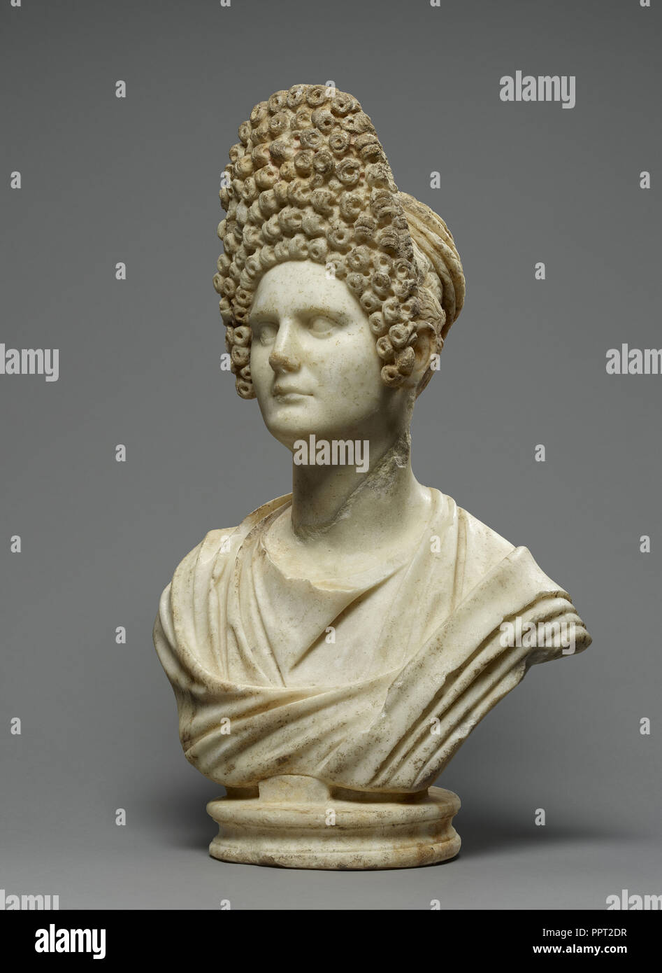 Bust of a Flavian Woman; Roman Empire; late 1st century; Italian marble; 68  × 41 × 22 cm, 26 3,4 × 16 1,8 × 8 11,16 in Stock Photo - Alamy