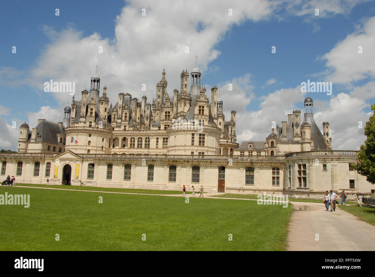 The Royal Chateau De Chambord In The Val De Loire Loire Valley In France The Chateau Is One Of The Most Recognizable Chateaux In The World Becau Stock Photo Alamy