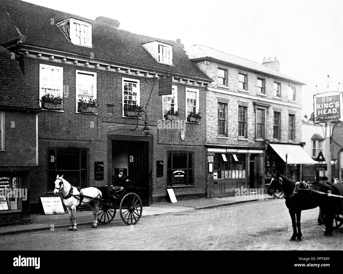 Kings Head, Ongar early 1900s Stock Photo Alamy