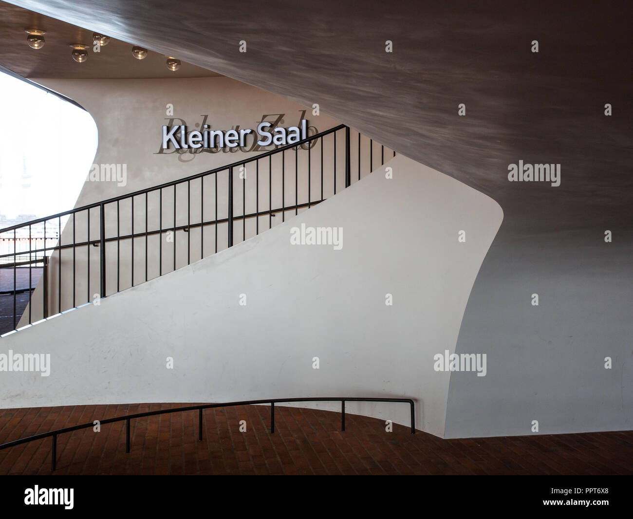 Hamburg, Elbphilharmonie, Wandelhalle genannt Plaza, Aufgang zum Kleinen Saal, Entwurf Herzog & de Meuron, erbaut 2007-2016 Stock Photo