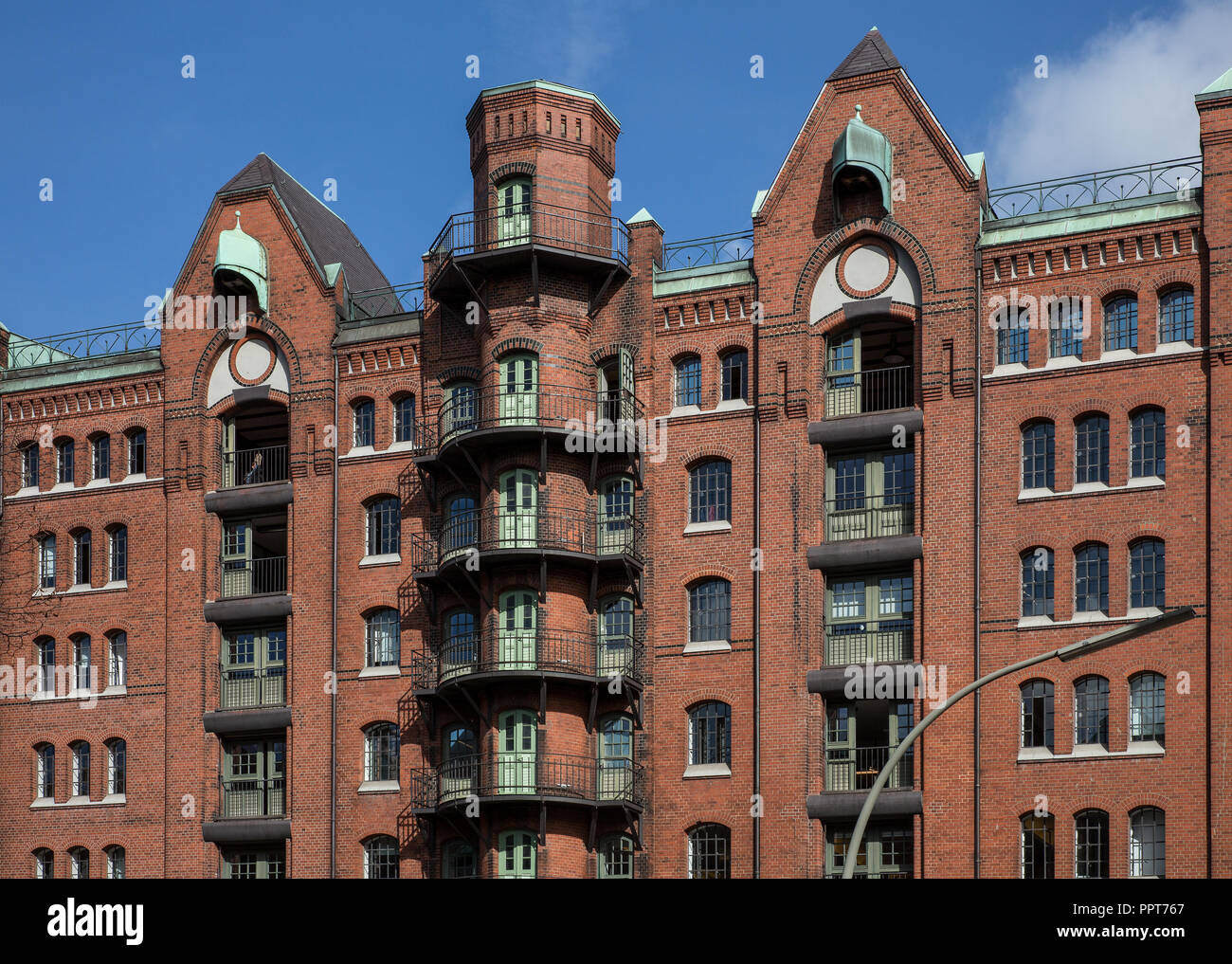 Hamburg,  Speicherstadt zwischen 1883 und 1927 errichtet, Speicherblock W, Fassade zum Wandrahmfleet Stock Photo